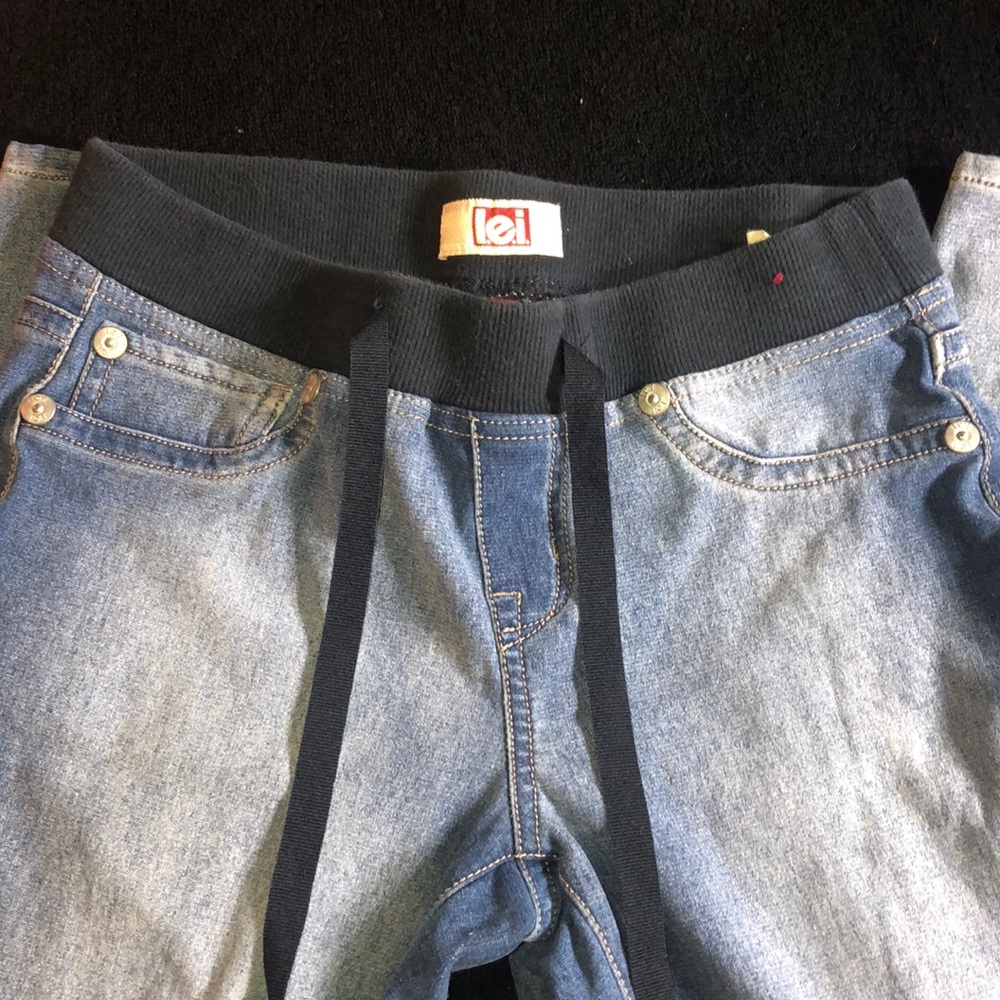 Stretchy light wash Levi’s